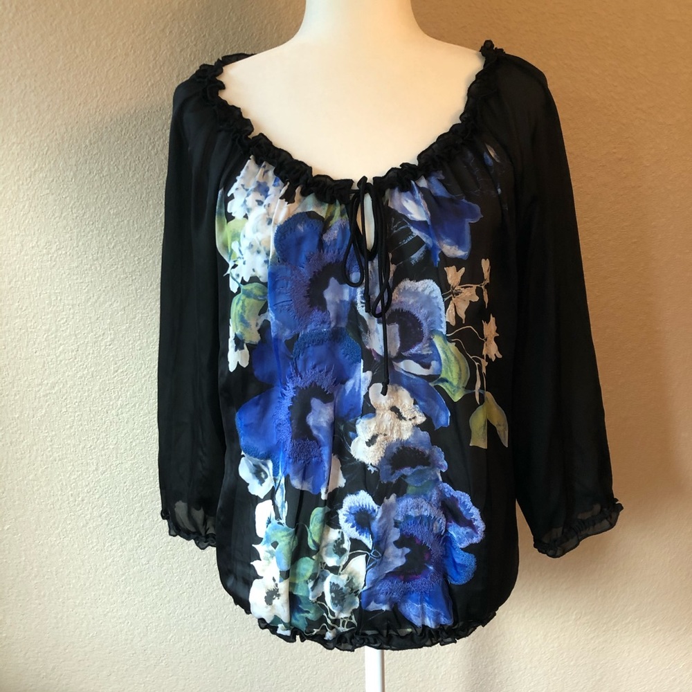 WHBM Long Sleeve Floral Print Top Size Sma…
